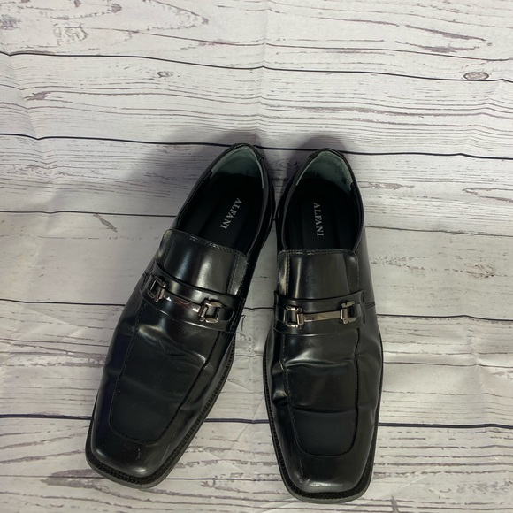 Black Alfani Loafers 👞 - Picture 3 of 5